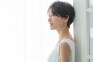 AVデビューまでの期間を考える女性