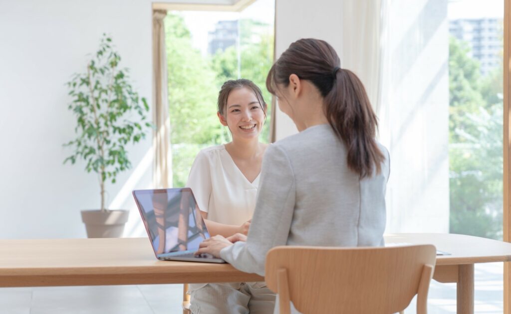 未経験から始める前向きな女性