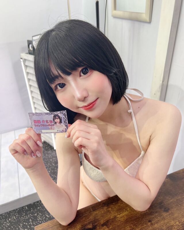 昨日は齋藤かさね🌸
初リリースイベントにお越しいただきありがとうございました♪
(お越しいただいた皆さま、スタンプラリーカードをお忘れなく💳次回のイベントにお持ちください！)
今後チェキ会、2作目のイベントとありますので、是非お越しください✨
@kasane_saito 
#齋藤かさね
#イベント
#オフショット
#初リリースイベント
#応援よろしくお願いします❤️